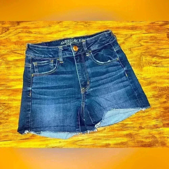 American Eagle Super Stretch High Rise Shortie Size 2 - Picture 1 of 8
